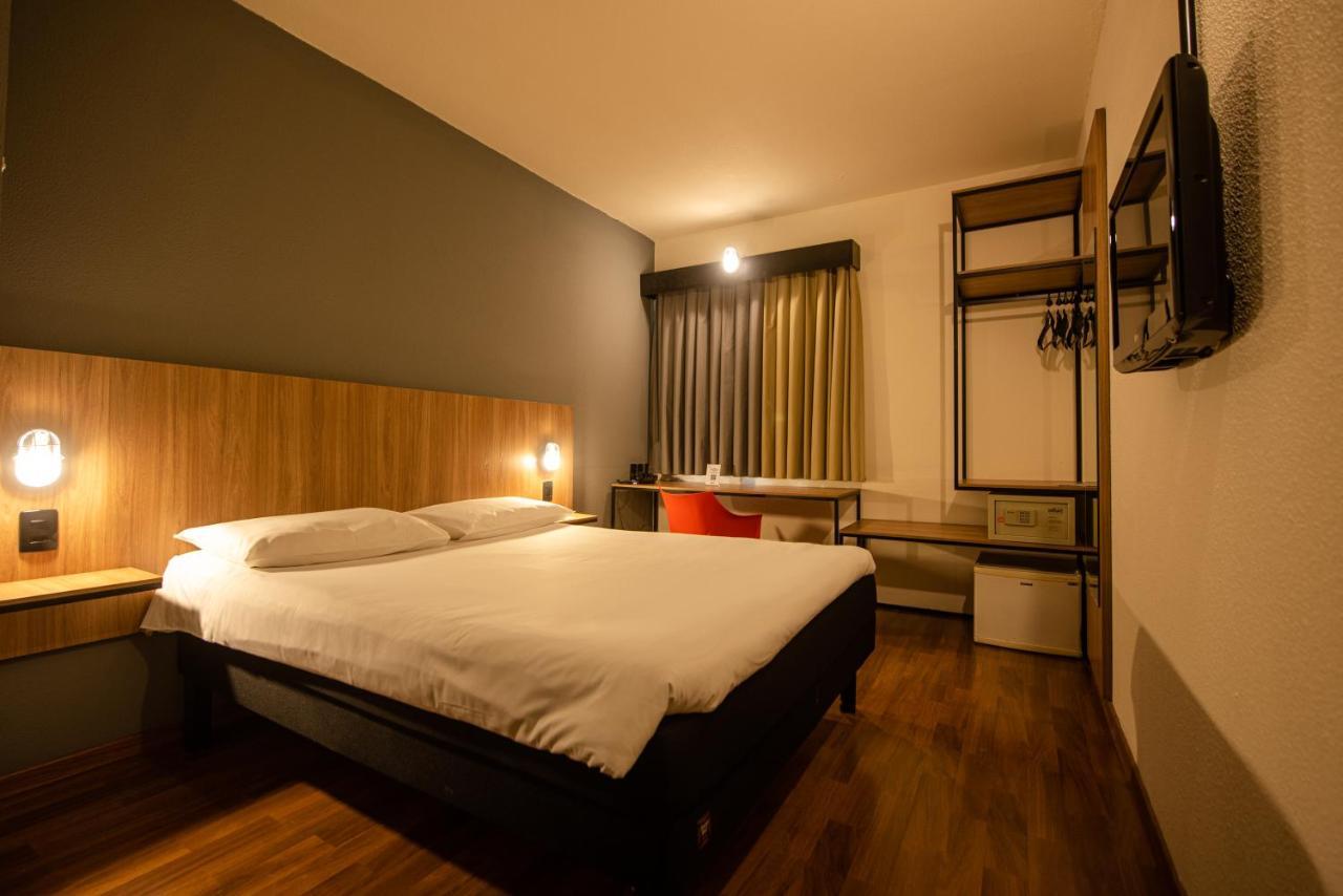 Ibis Betim Hotel Exterior photo