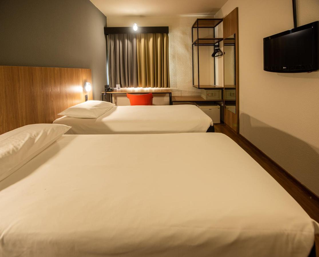 Ibis Betim Hotel Exterior photo